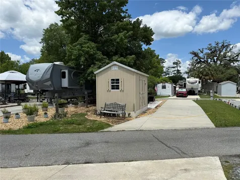 2826 NE 104th Avenue Silver Springs FL 34488