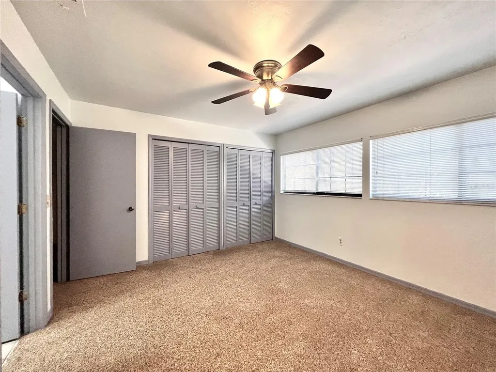 5830 SW 9th Place Gainesville FL 32607