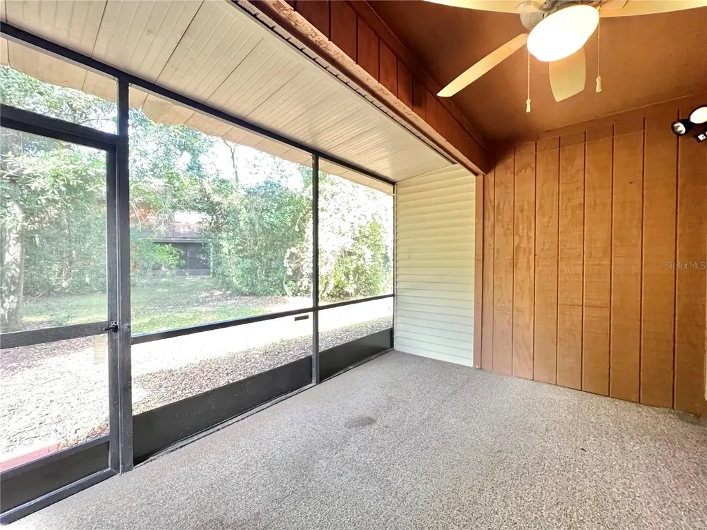 5830 SW 9th Place Gainesville FL 32607