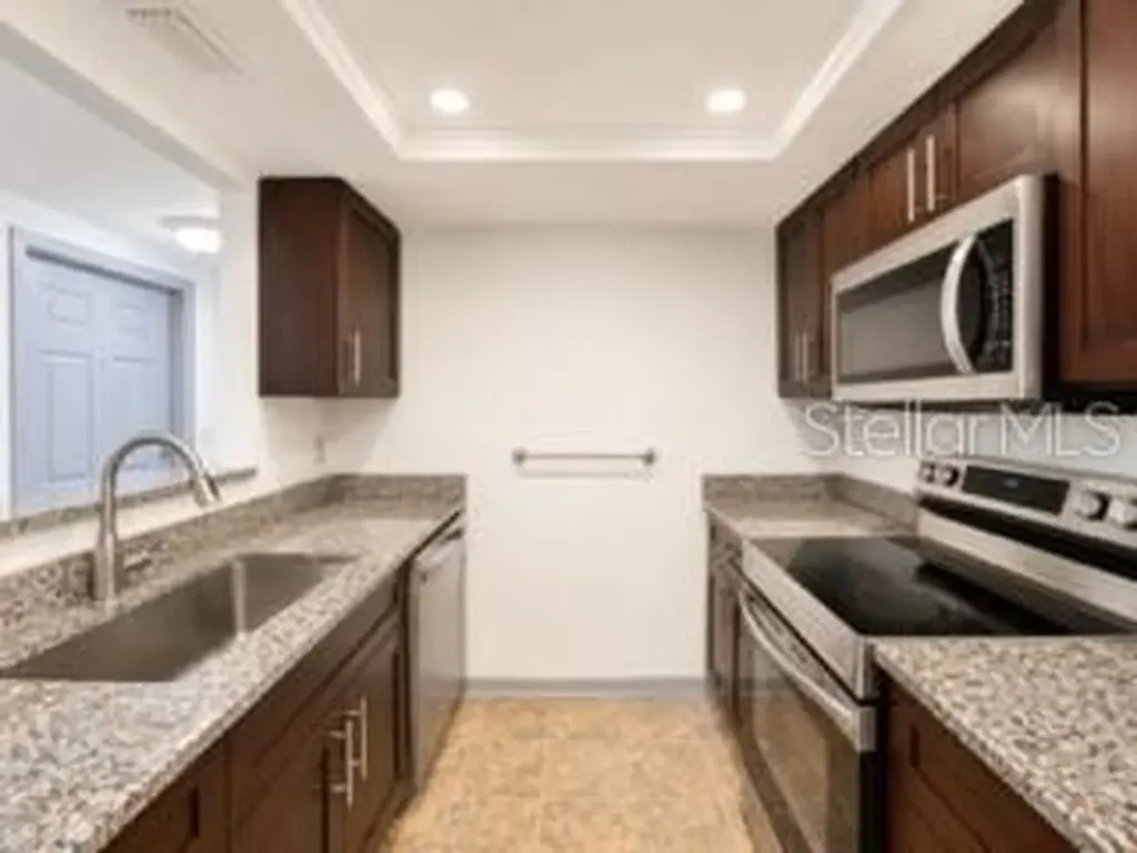 5830 SW 9th Place Gainesville FL 32607