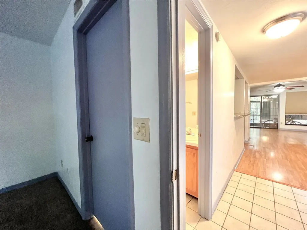 5830 SW 9th Place Gainesville FL 32607
