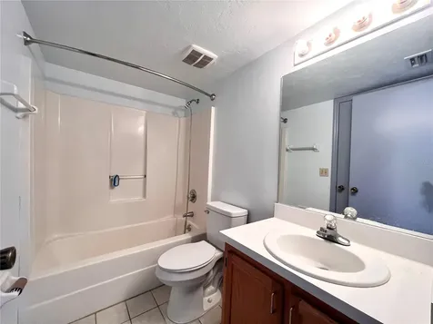 5830 SW 9th Place Gainesville FL 32607