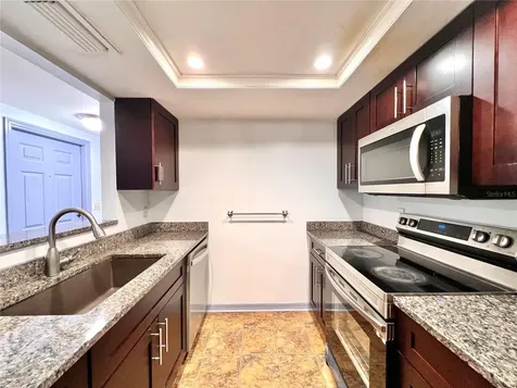 5830 SW 9th Place Gainesville FL 32607