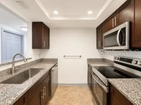 5830 SW 9th Place Gainesville FL 32607