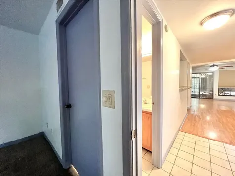 5830 SW 9th Place Gainesville FL 32607
