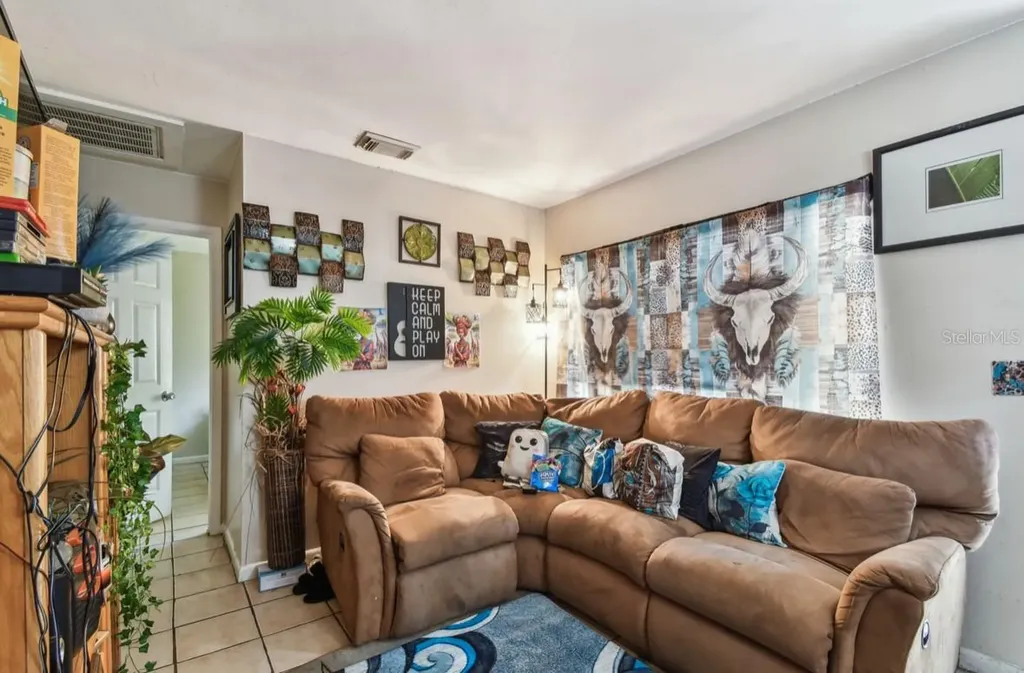 10007 N 10th Street Tampa FL 33612