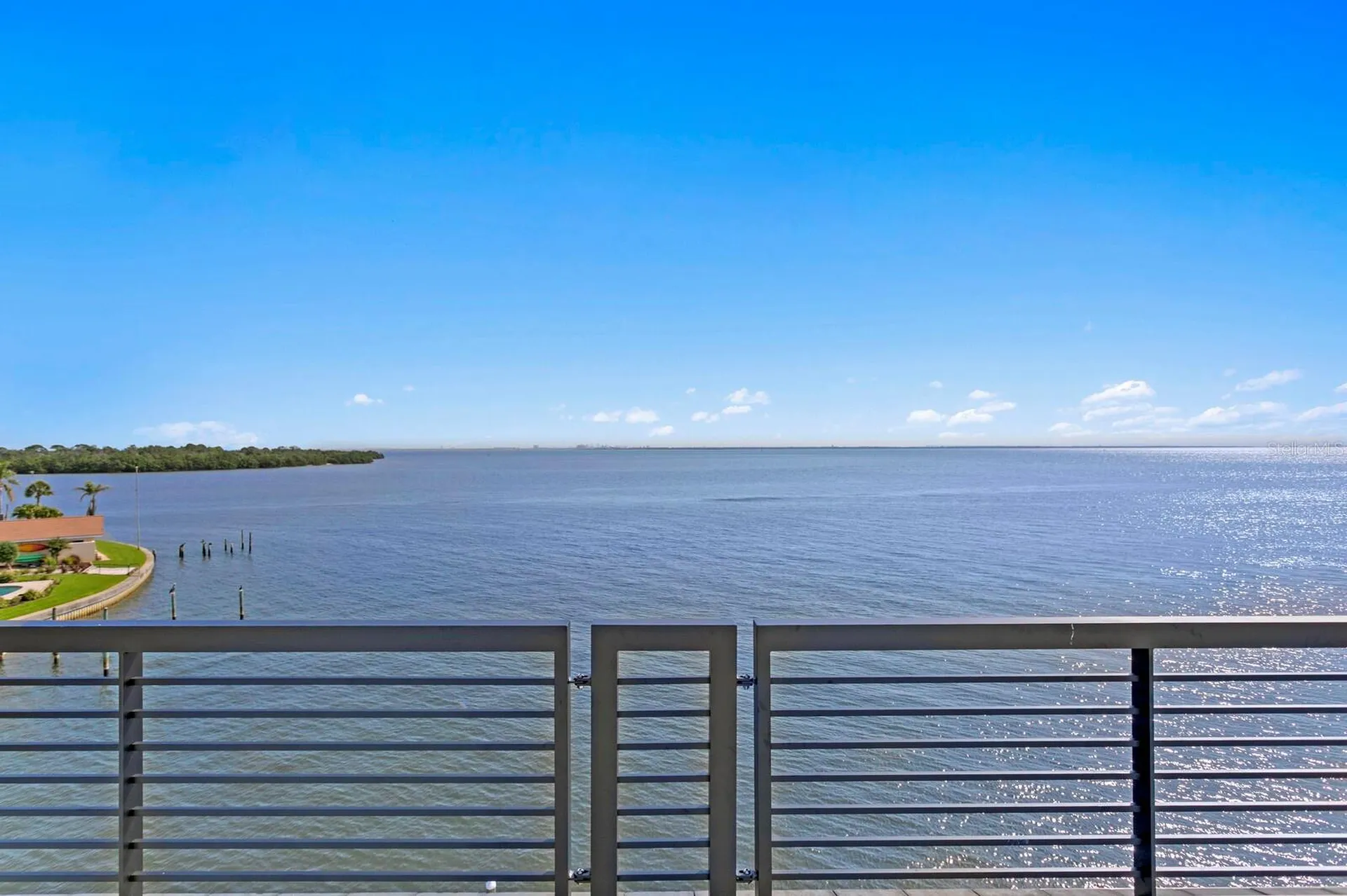 2087 Michigan Avenue NE St Petersburg FL 33703