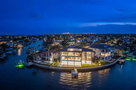 2087 Michigan Avenue NE St Petersburg FL 33703