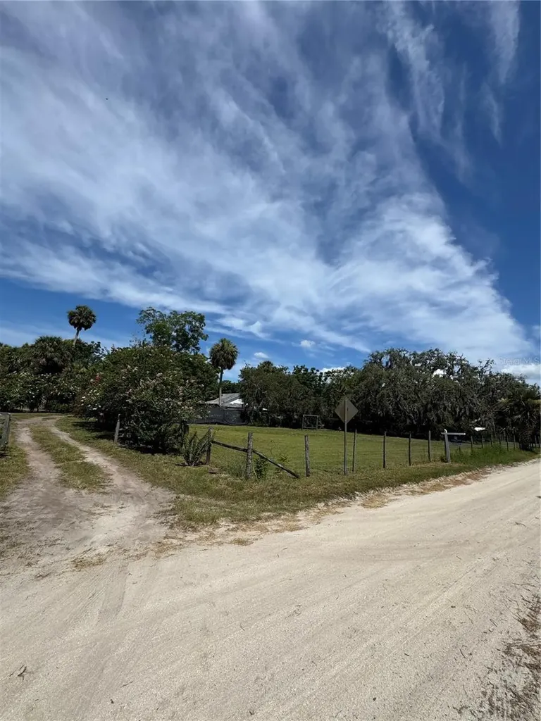 850 Menton Road Pierson FL 32180