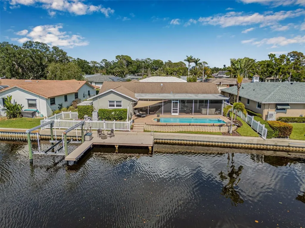 5208 Denver Street NE St Petersburg FL 33703