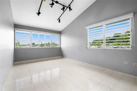 Tintillo Hills 606 Calle 1 Tintillo Hills Guaynabo PR 00966