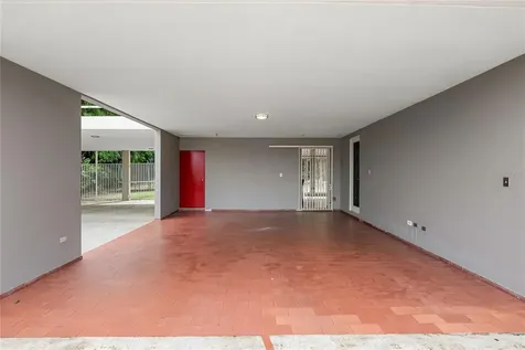 Tintillo Hills 606 Calle 1 Tintillo Hills Guaynabo PR 00966