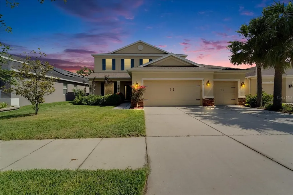 17510 Bright Wheat Drive Lithia FL 33547