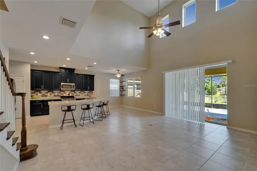 17510 Bright Wheat Drive Lithia FL 33547