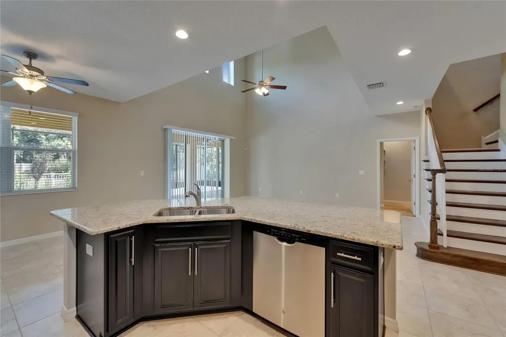 17510 Bright Wheat Drive Lithia FL 33547