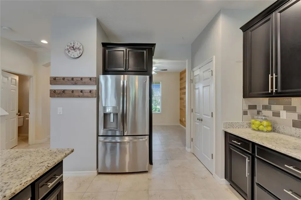 17510 Bright Wheat Drive Lithia FL 33547