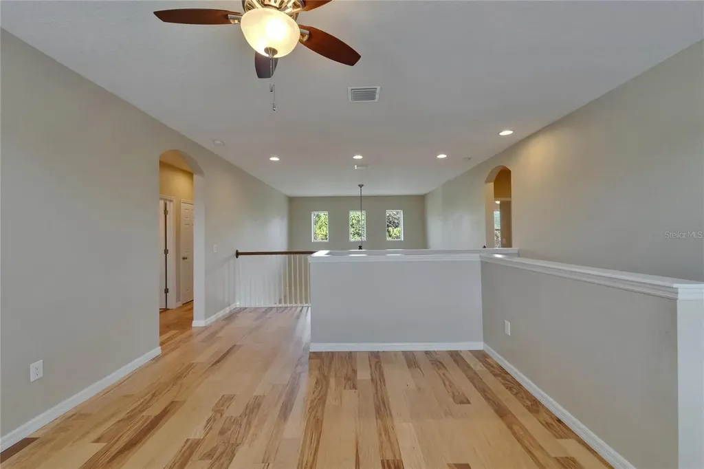 17510 Bright Wheat Drive Lithia FL 33547