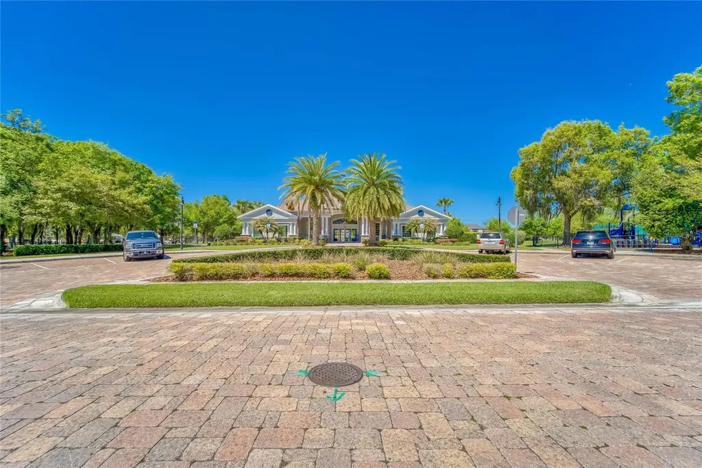 17510 Bright Wheat Drive Lithia FL 33547