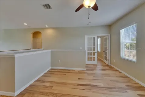 17510 Bright Wheat Drive Lithia FL 33547