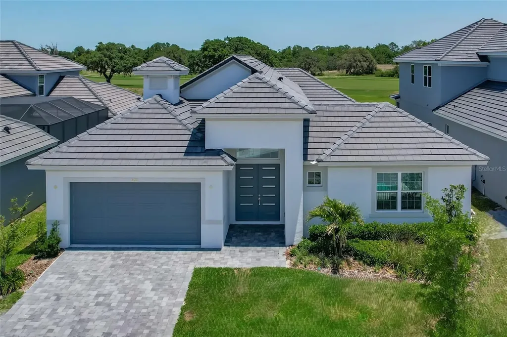 235 Hampton Loop Davenport FL 33837
