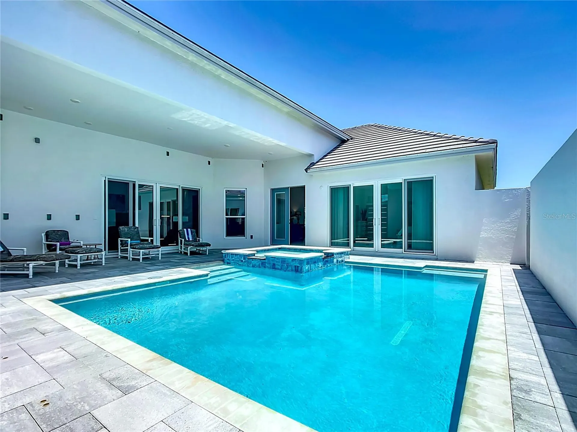 235 Hampton Loop Davenport FL 33837