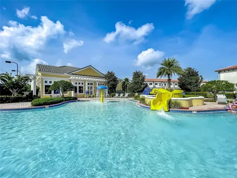 235 Hampton Loop Davenport FL 33837