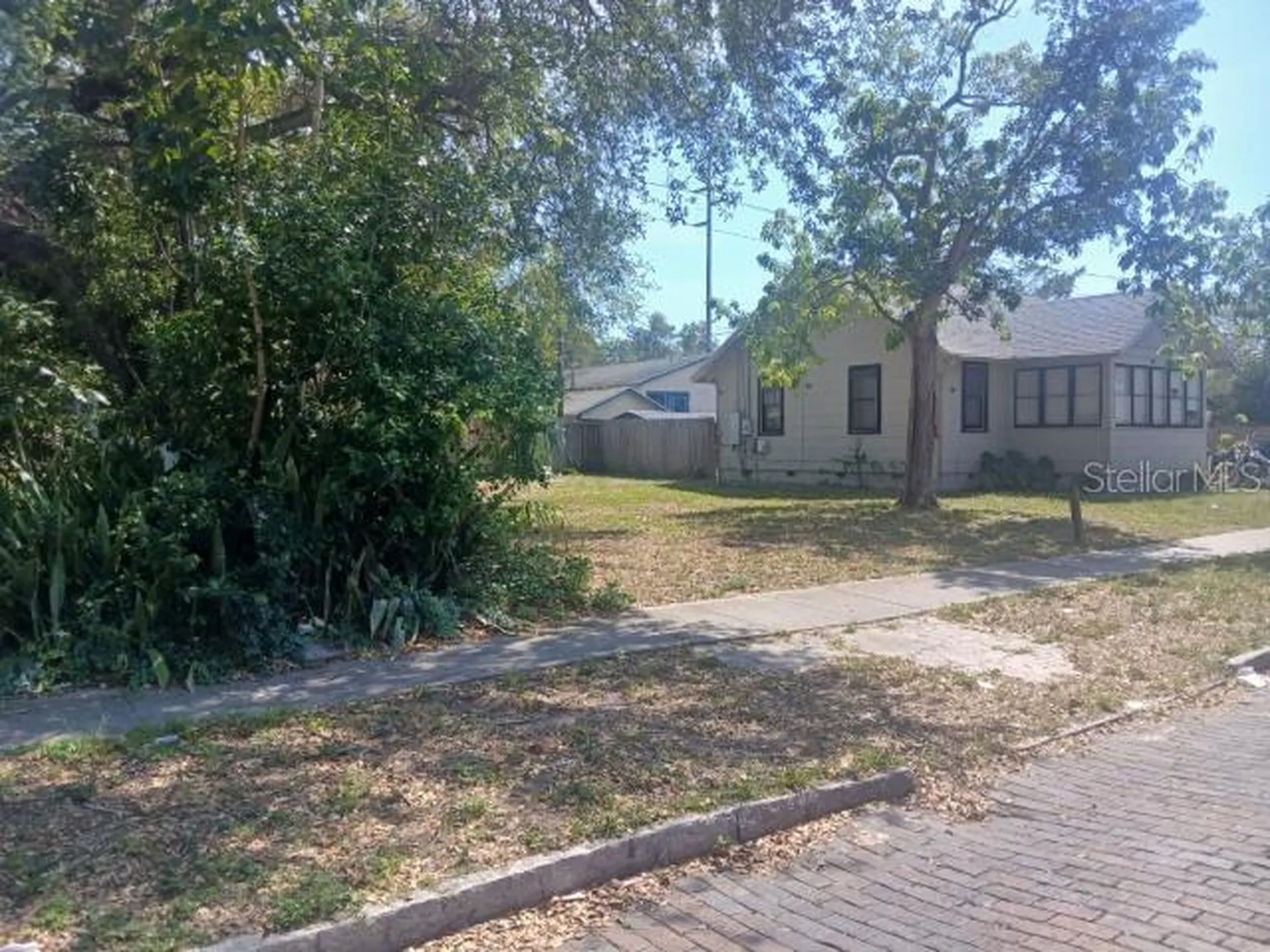 930 James Avenue S St Petersburg FL 33705