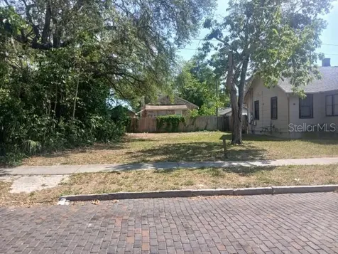 930 James Avenue S St Petersburg FL 33705