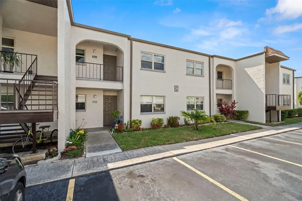 7701 Starkey Road Seminole FL 33777