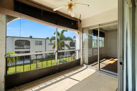 7701 Starkey Road Seminole FL 33777