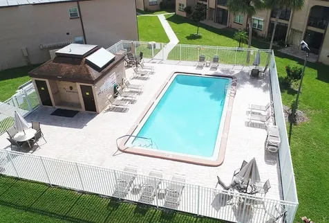 7701 Starkey Road Seminole FL 33777