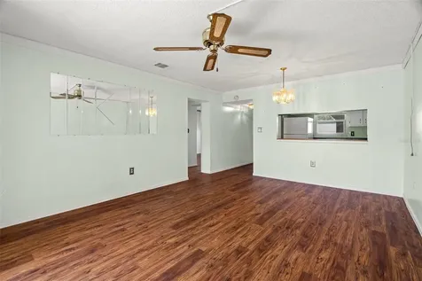7701 Starkey Road Seminole FL 33777