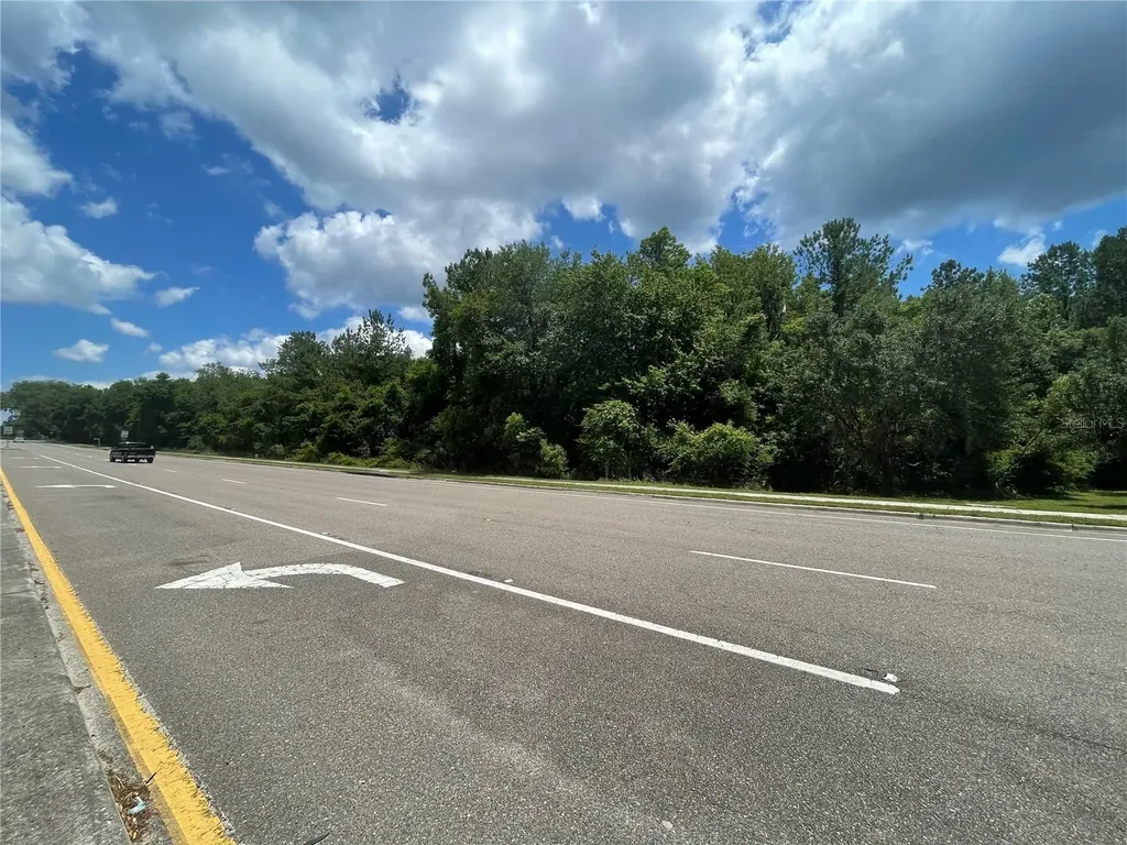 000 SE Hawthorne Road Hawthorne FL 32640