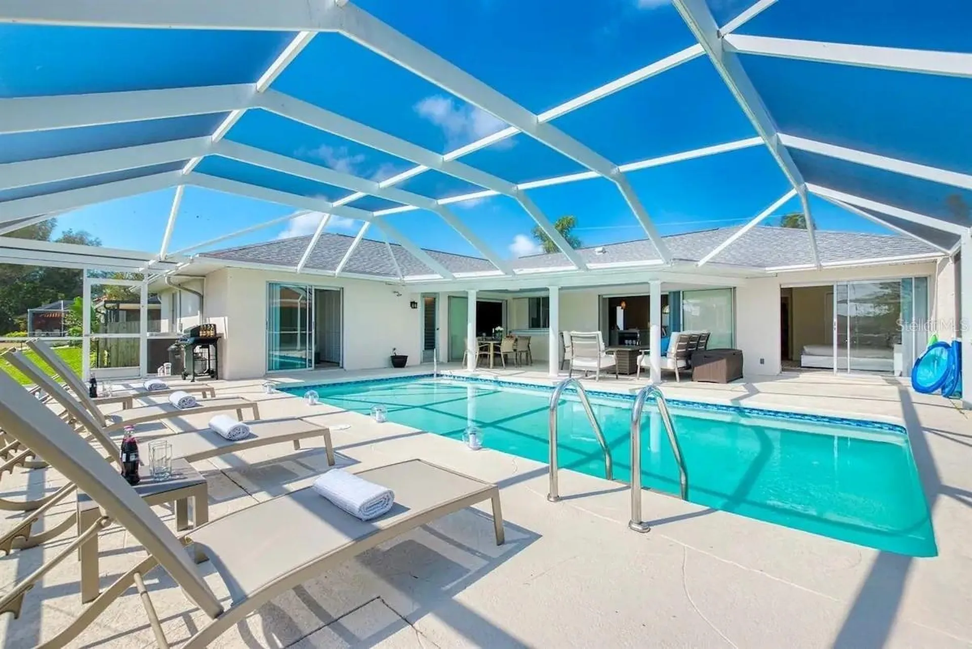 3211 SE 4th Place Cape Coral FL 33904