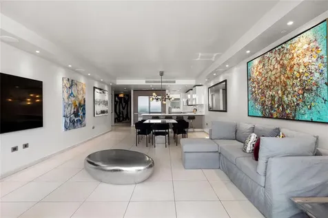 25 Munoz Rivera San Juan PR 00901