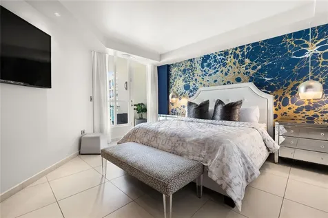 25 Munoz Rivera San Juan PR 00901
