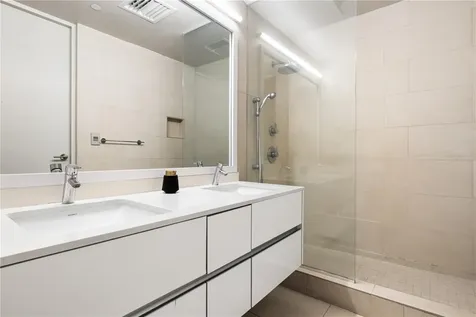 25 Munoz Rivera San Juan PR 00901