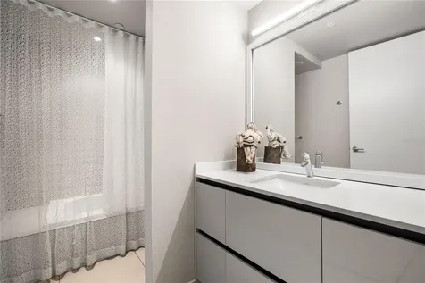 25 Munoz Rivera San Juan PR 00901