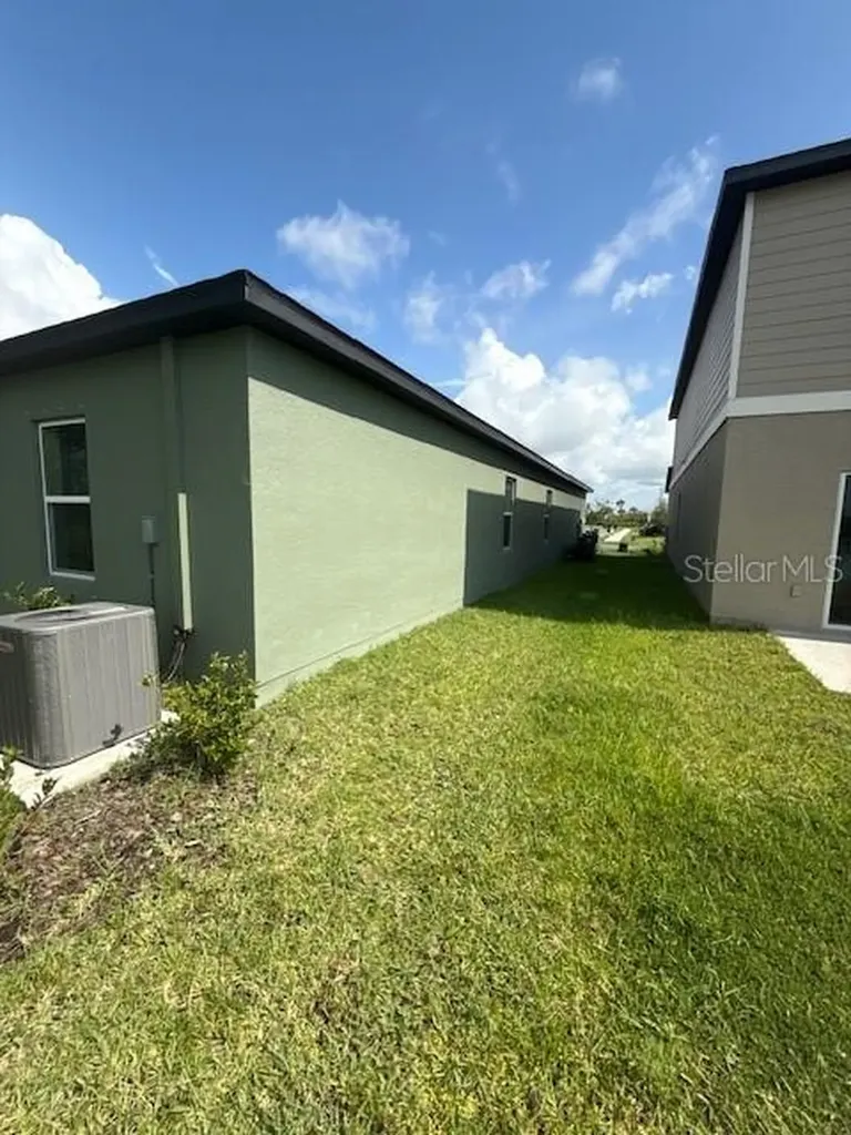 10607 Ladybug Cove Parrish FL 34219