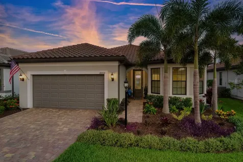 18008 Waterville Place Bradenton FL 34202