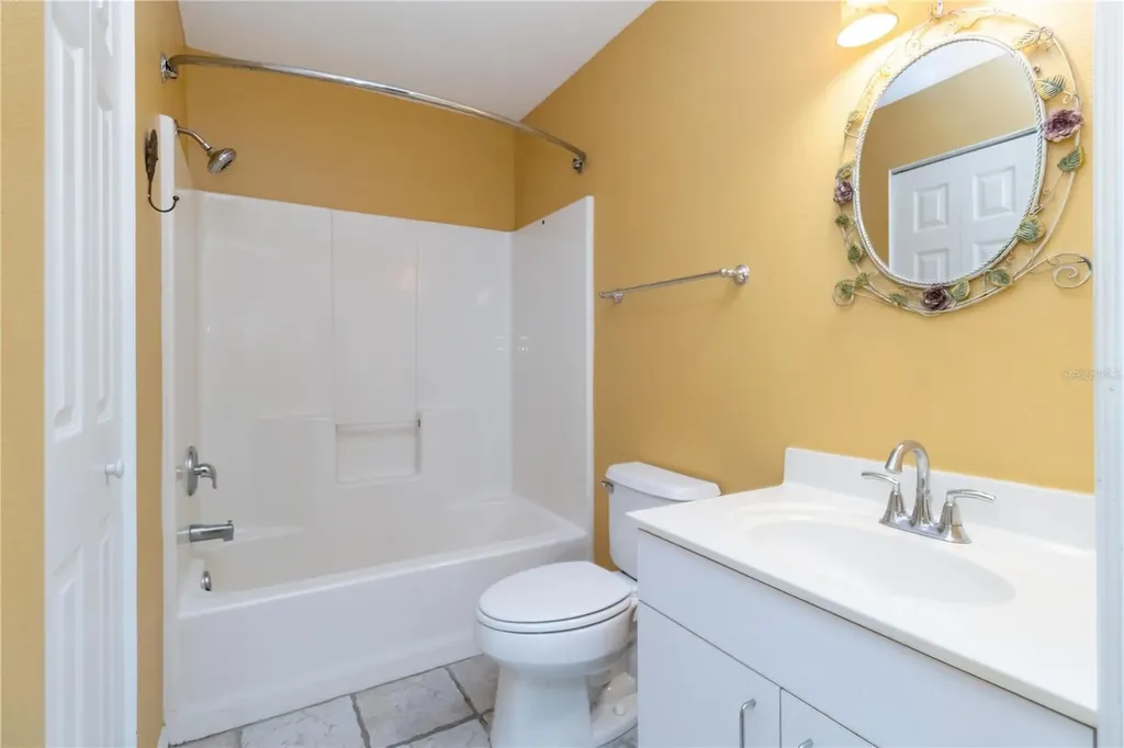 642 N Jefferson Avenue Sarasota FL 34237