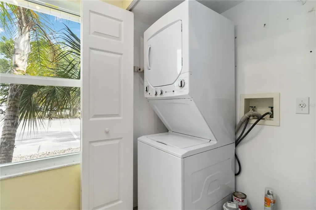 642 N Jefferson Avenue Sarasota FL 34237