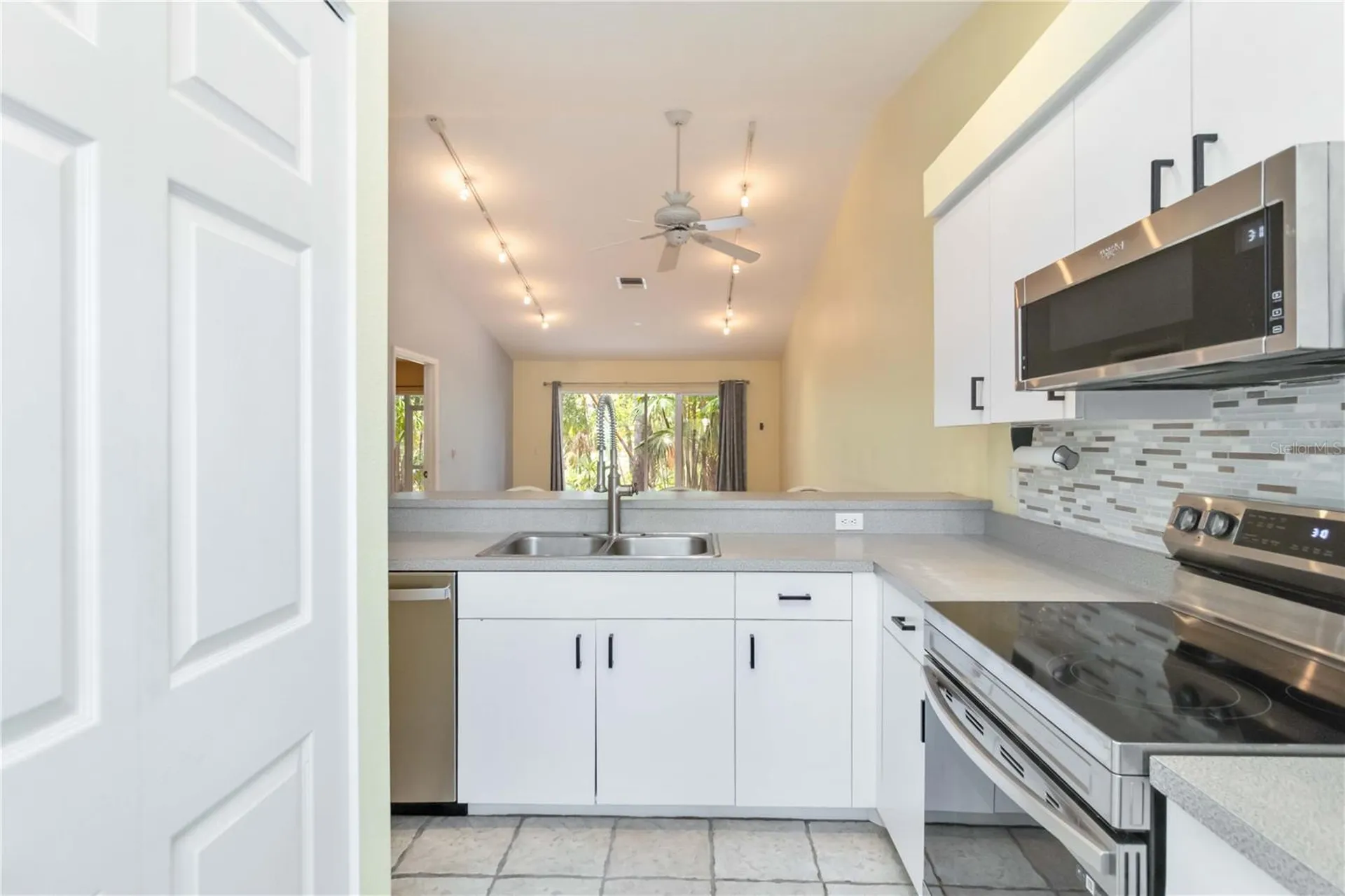 642 N Jefferson Avenue Sarasota FL 34237