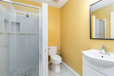 642 N Jefferson Avenue Sarasota FL 34237