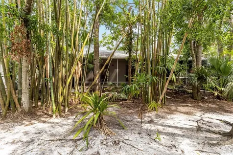 642 N Jefferson Avenue Sarasota FL 34237