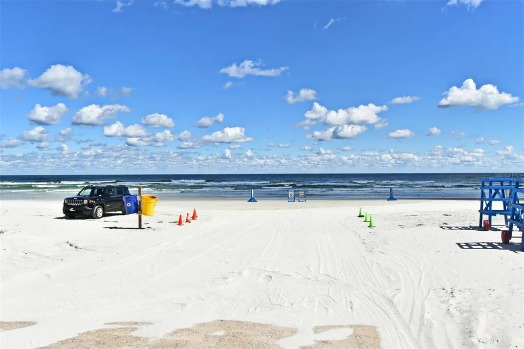 507 N Peninsula Avenue New Smyrna Beach FL 32169