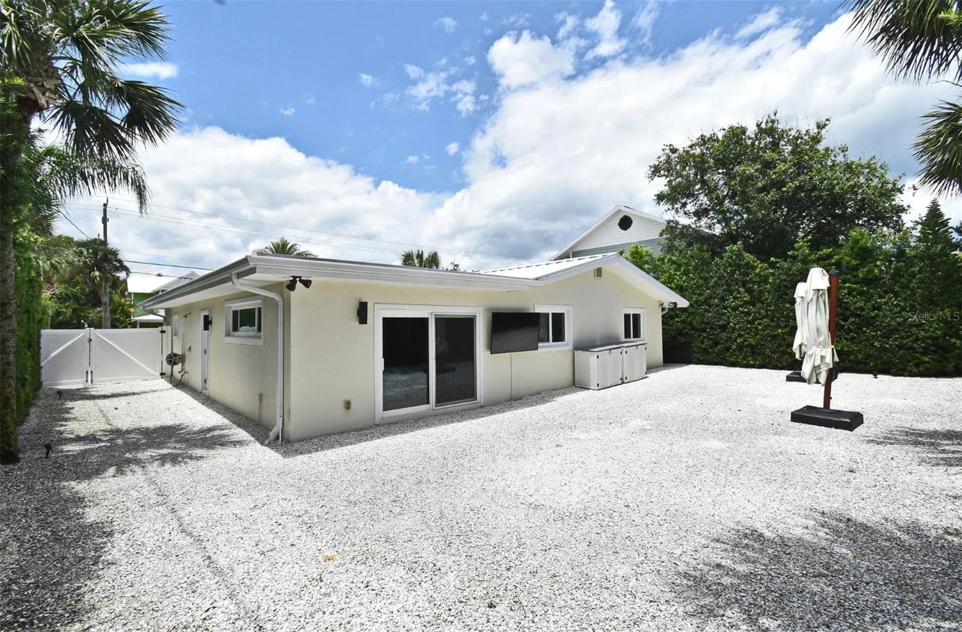 507 N Peninsula Avenue New Smyrna Beach FL 32169