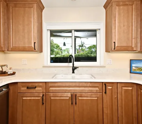 507 N Peninsula Avenue New Smyrna Beach FL 32169