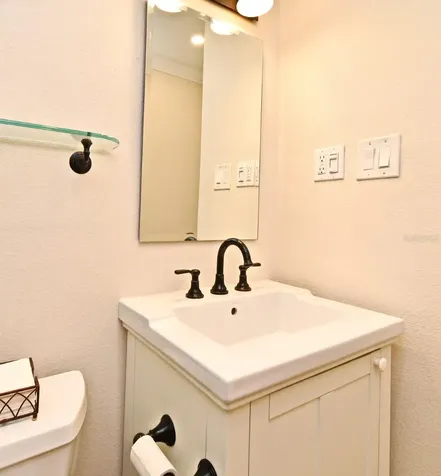 507 N Peninsula Avenue New Smyrna Beach FL 32169