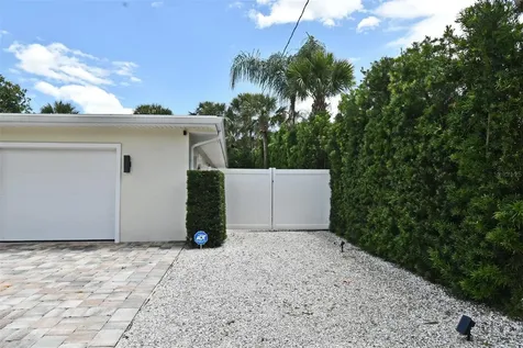 507 N Peninsula Avenue New Smyrna Beach FL 32169